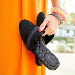 Birdies Black Ani Fringe Suede Leather Slides Women’s Size 10.5